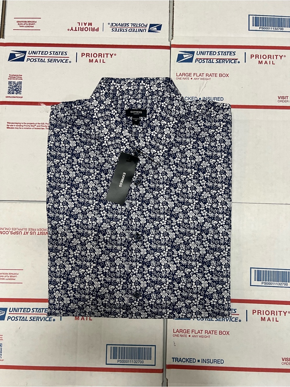 Express Men’s Navy and White Floral Button-Down Shirt
